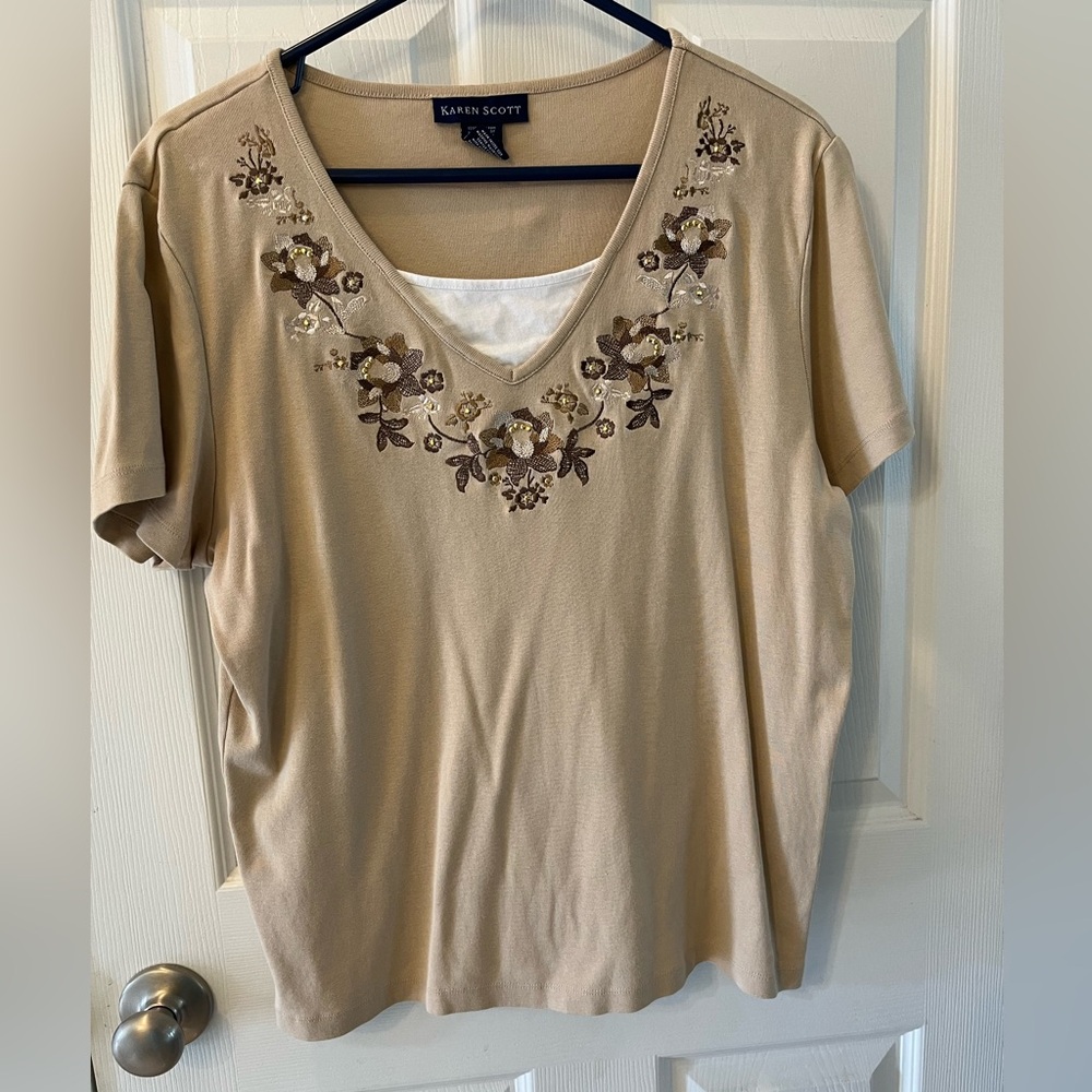 Karen Scott Women’s XL Short Sleeve U-Neck Tan/Beige Top